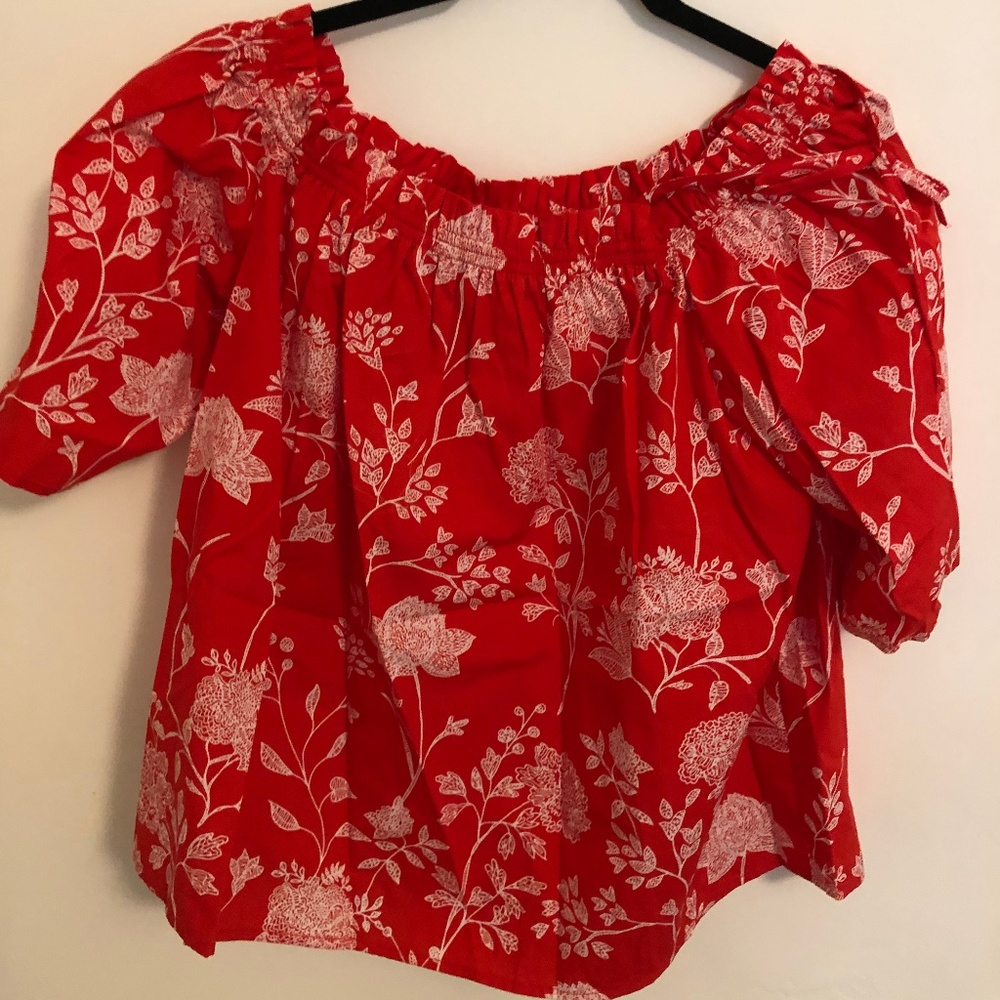 H&M floral print off shoulder top